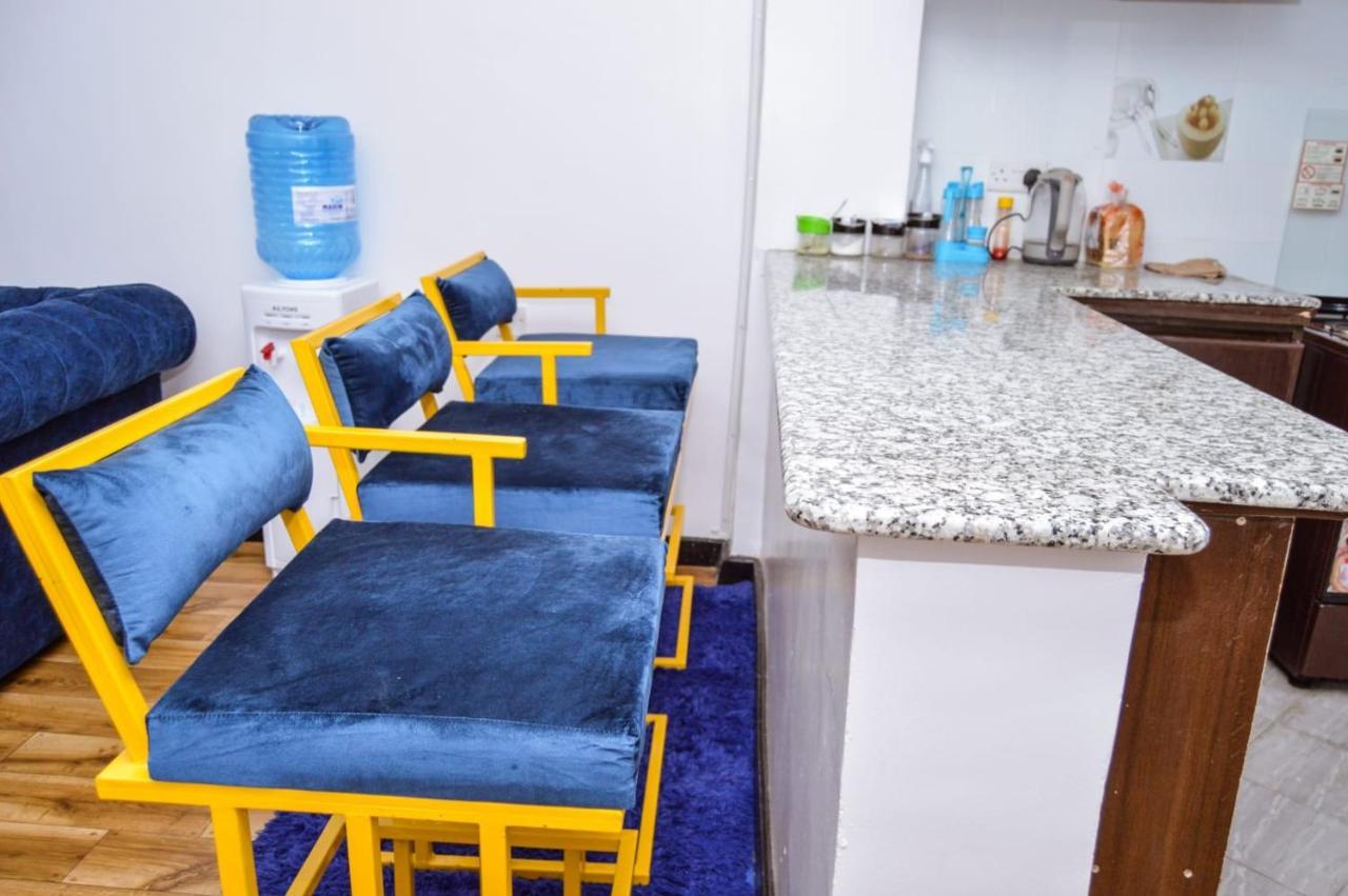 Jacky'S Fully Furnished Apartments Νακούρου Εξωτερικό φωτογραφία