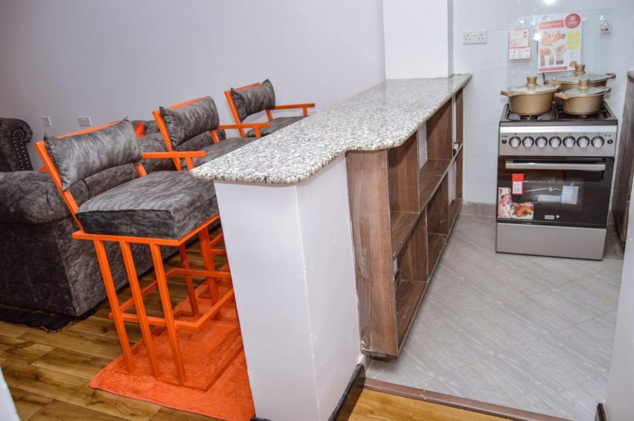 Jacky'S Fully Furnished Apartments Νακούρου Εξωτερικό φωτογραφία