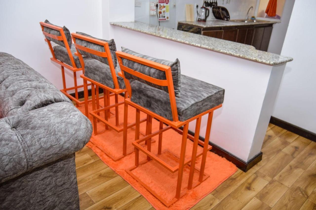 Jacky'S Fully Furnished Apartments Νακούρου Εξωτερικό φωτογραφία