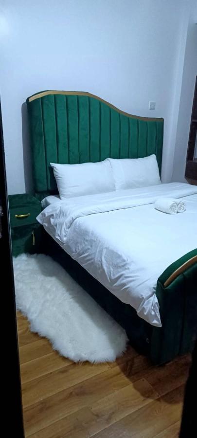 Jacky'S Fully Furnished Apartments Νακούρου Εξωτερικό φωτογραφία