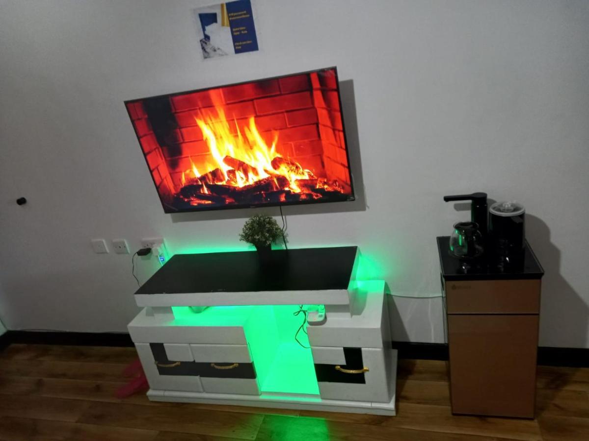 Jacky'S Fully Furnished Apartments Νακούρου Εξωτερικό φωτογραφία